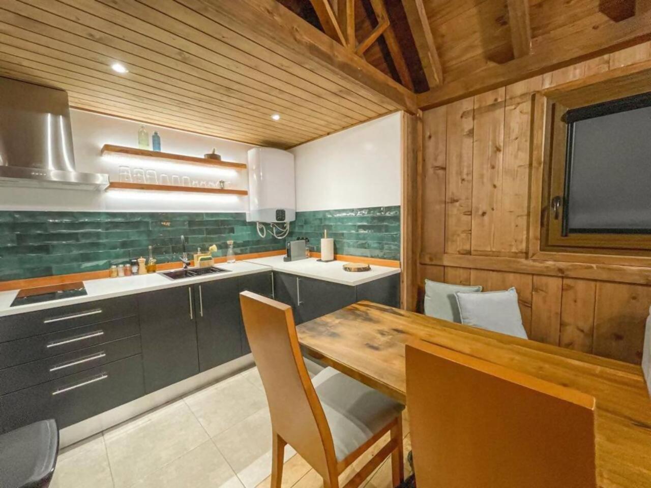 Mountain Eco Shelter 1 Hotel ฟุงชาล ภายนอก รูปภาพ